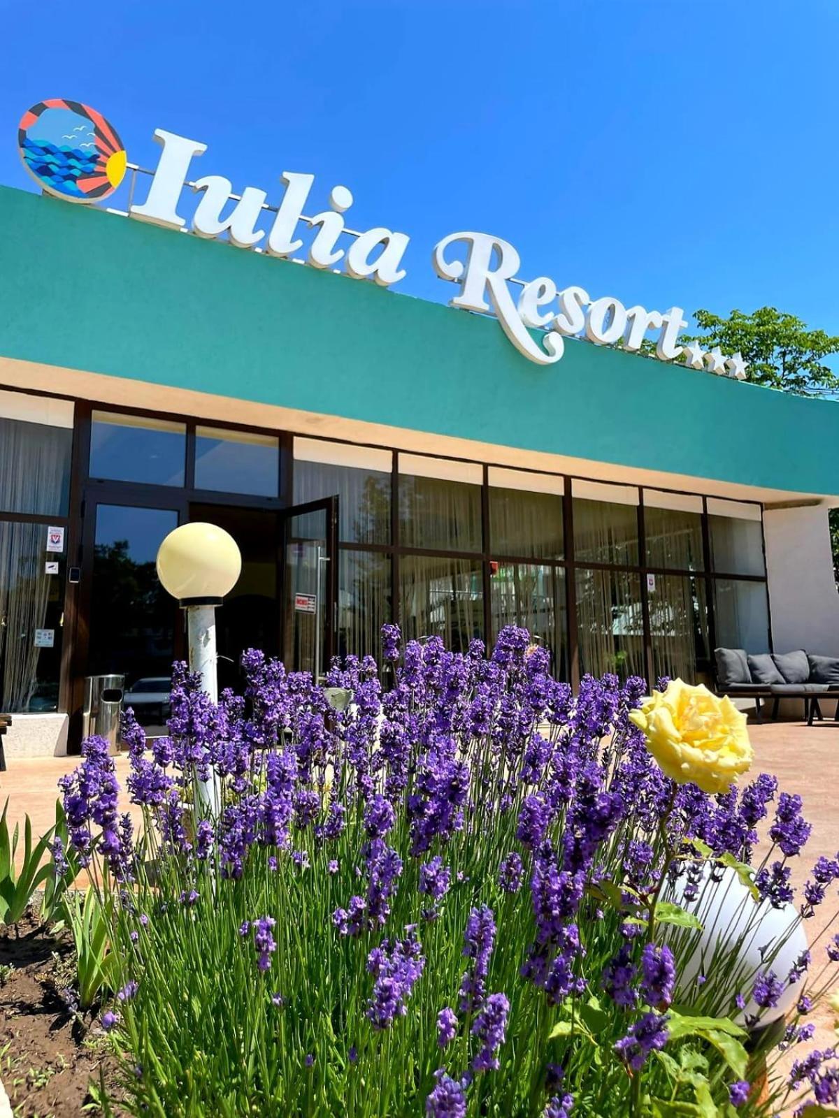 Hotel Iulia Resort Венус Экстерьер фото