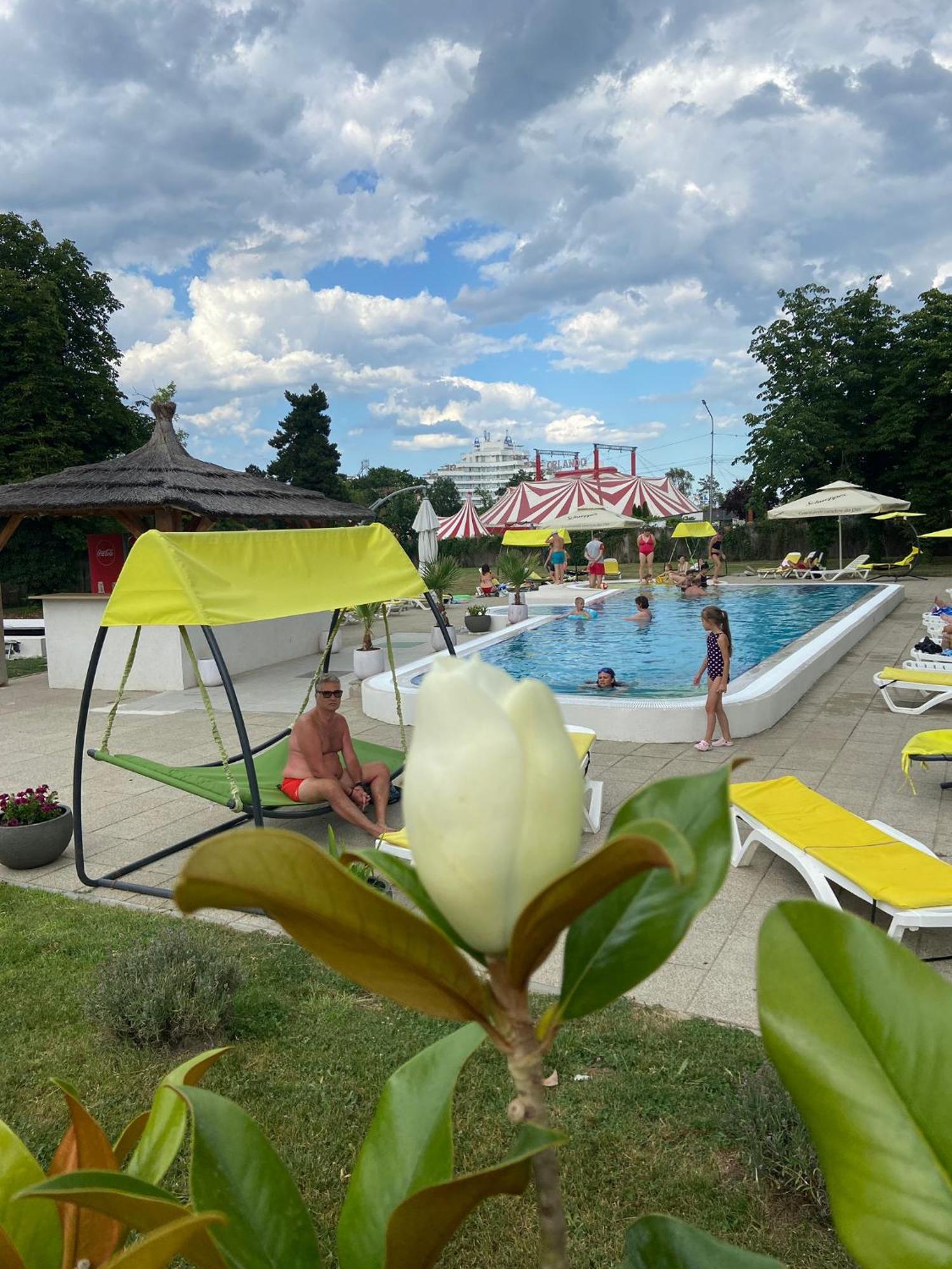Hotel Iulia Resort Венус Экстерьер фото