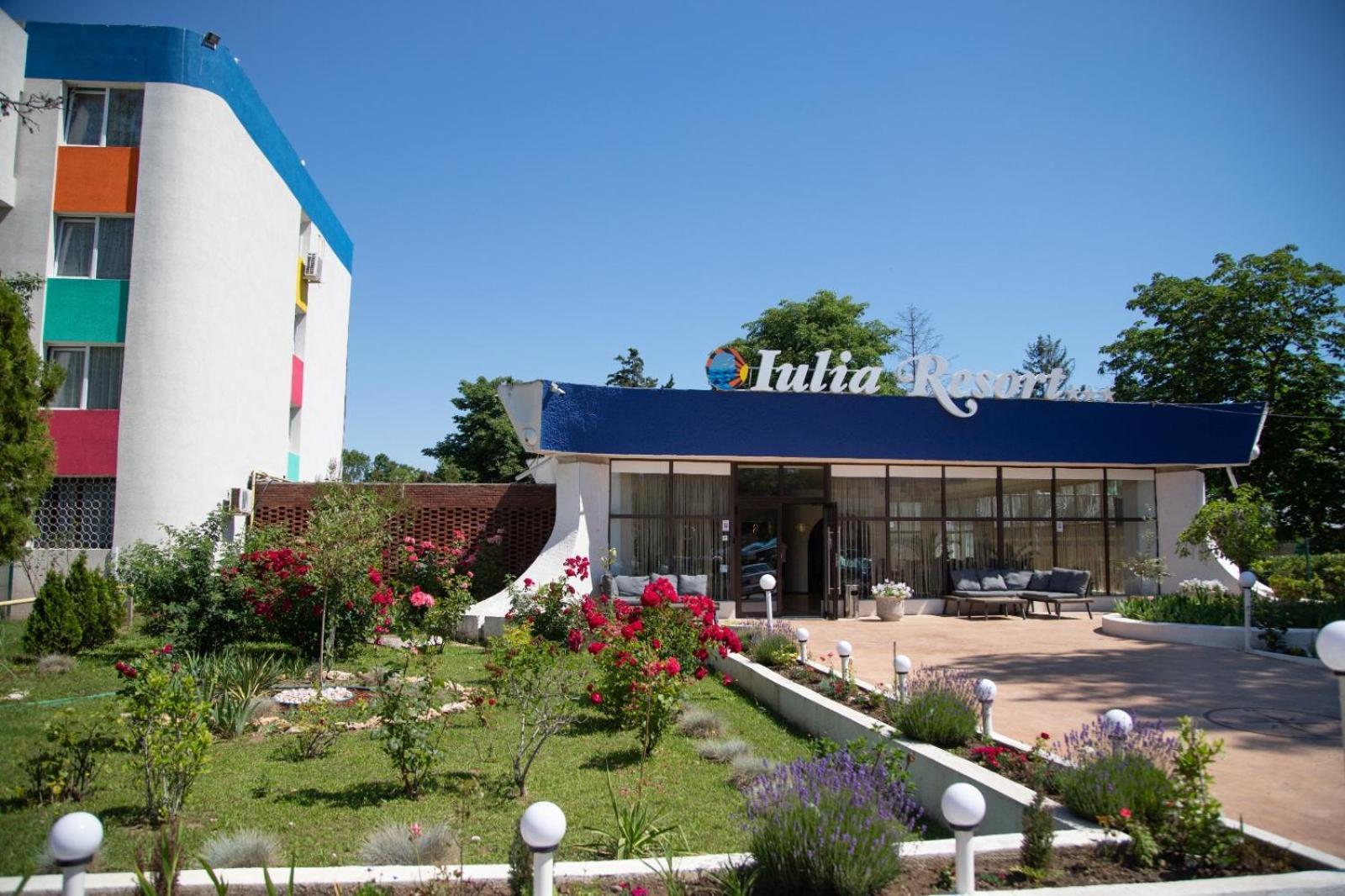 Hotel Iulia Resort Венус Экстерьер фото